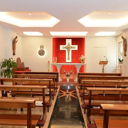 Casa Ospitalità San Giuseppe Acomodação com café da manhã LʼAquila Exterior foto