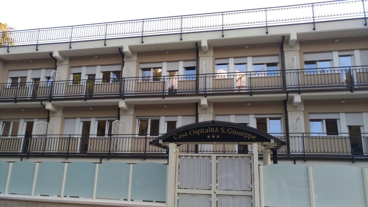 Casa Ospitalità San Giuseppe Acomodação com café da manhã LʼAquila Exterior foto